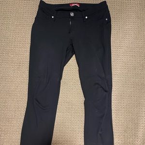 Guess black pants low rise, slim fit size 6